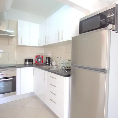 Apartament Avec Piscine -