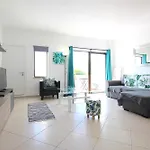 Avec Piscine - Apartamento