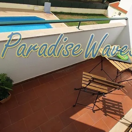 Avec Piscine - Apartment *